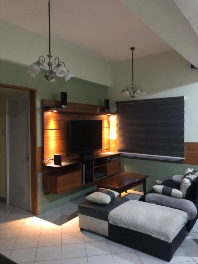 2 Separate Units, 1Br On 23Rd Flr And 3Br Penthouse On 41St Flr In Manila, Near Slec,Us Embassy, Mall And Parks With Excellent View Luaran gambar