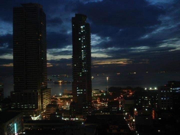 2 Separate Units, 1Br On 23Rd Flr And 3Br Penthouse On 41St Flr In Manila, Near Slec,Us Embassy, Mall And Parks With Excellent View Luaran gambar